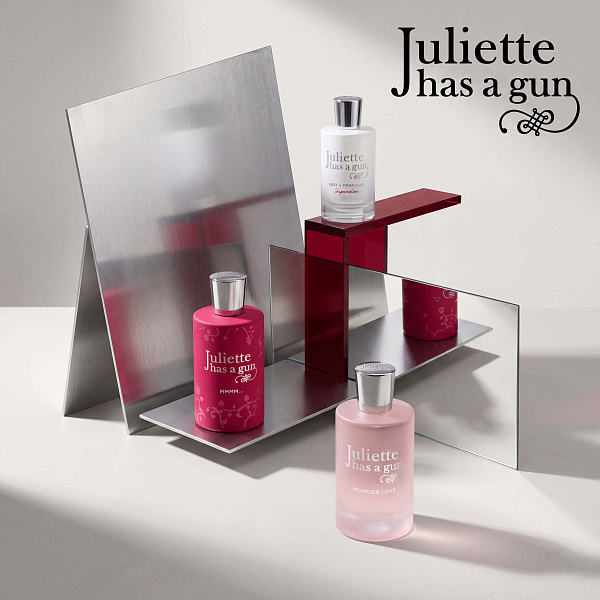 JULIETTE HAS A GUN